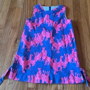 Kids Lilly Pulitzer dress size 7. Subtle giraffe pattern!